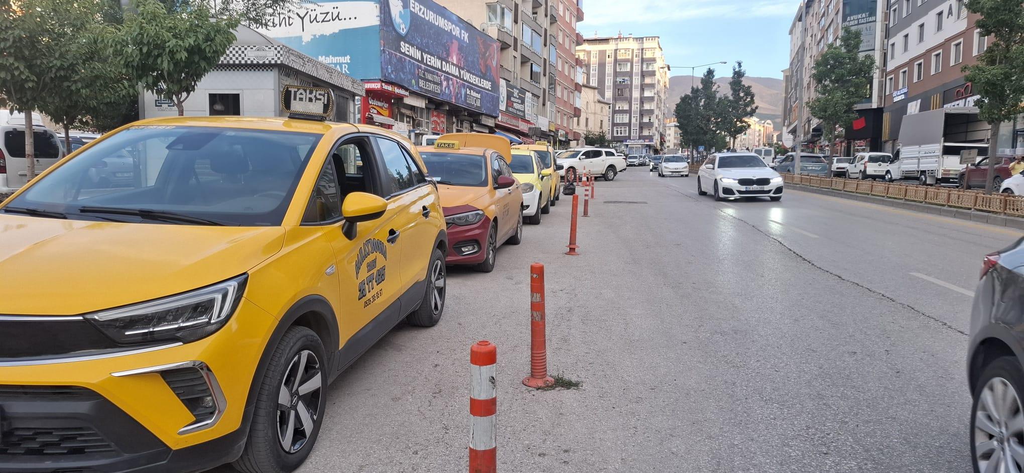 Palandöken kayak merkezine giden yol ve araç